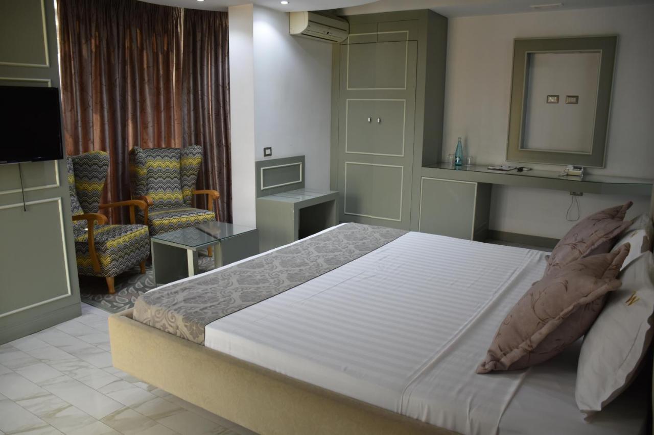 New W 4* Tirana