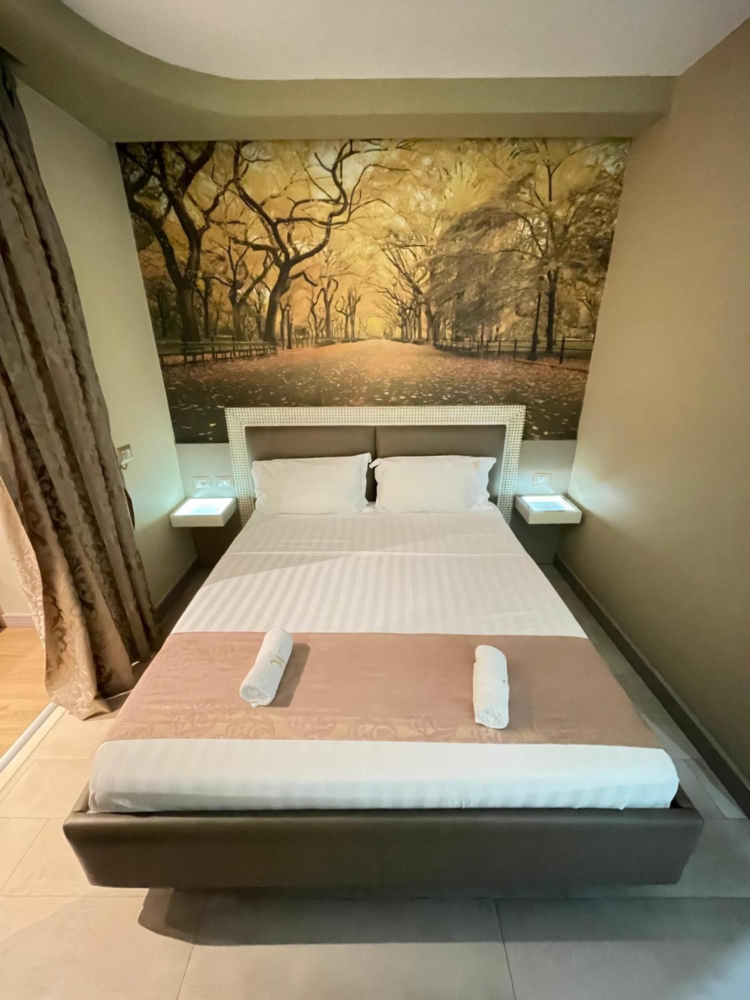 Hotel New W