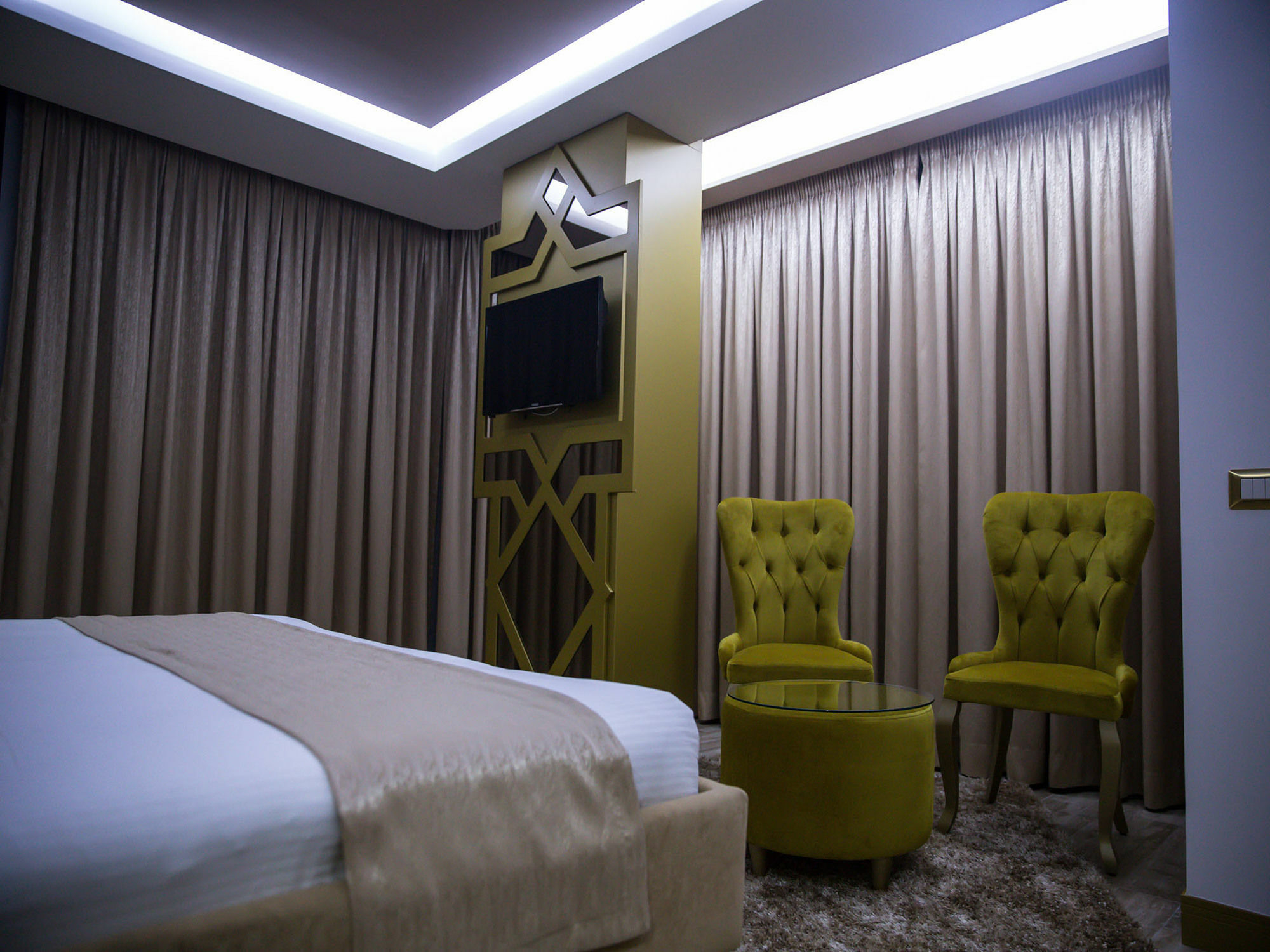 Hotel New W 4*